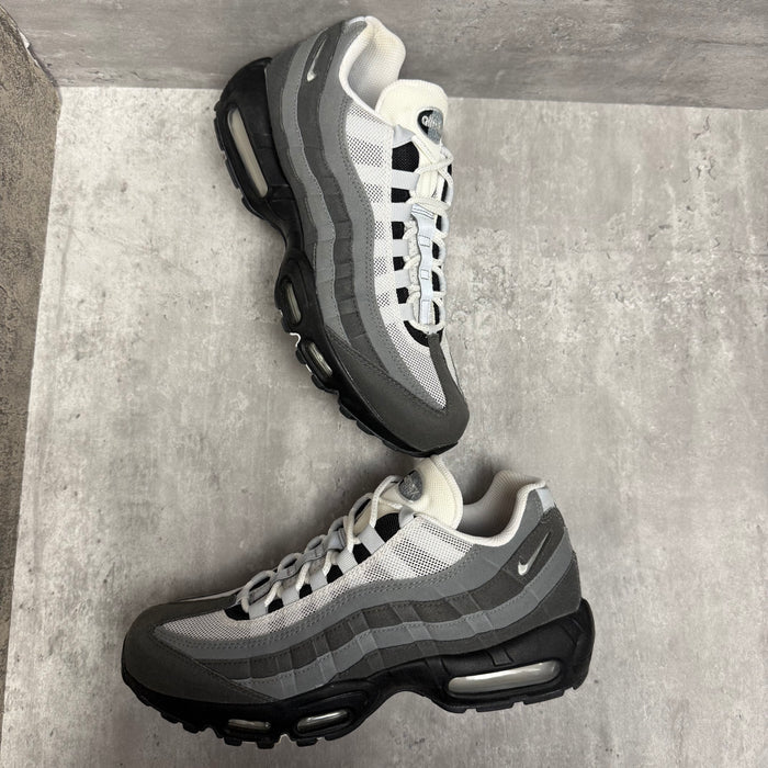 Air Max 95 Grey Jewel