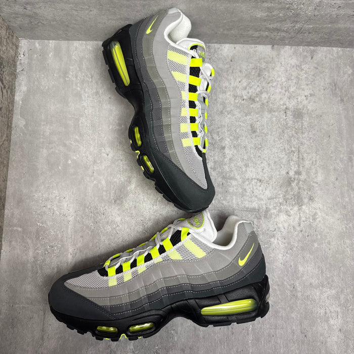 Air Max 95 OG Neons